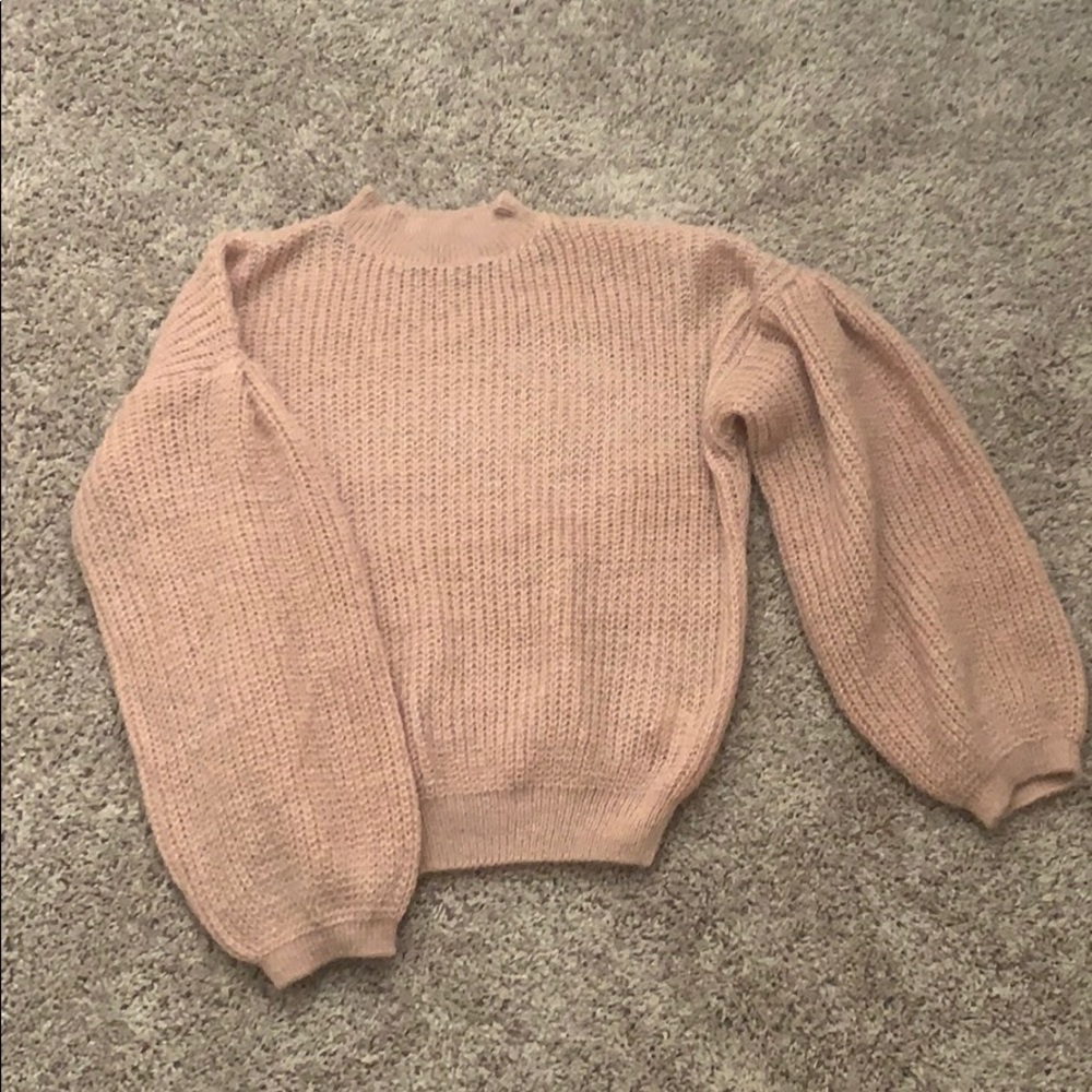 Cropped, bubble sleeves, rose pink sweater!